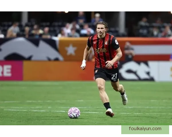 恩里克战术成功因素分析：持续提升球队竞争力与表现稳健并重